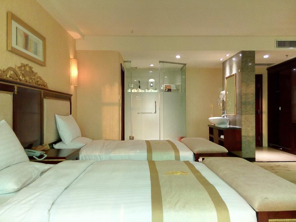 Guangzhou Li Gang Hotel גואנגג'ואו חדר תמונה