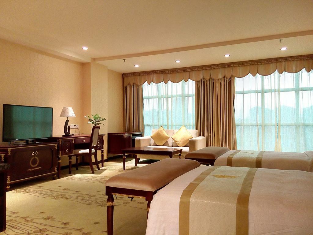Guangzhou Li Gang Hotel גואנגג'ואו חדר תמונה