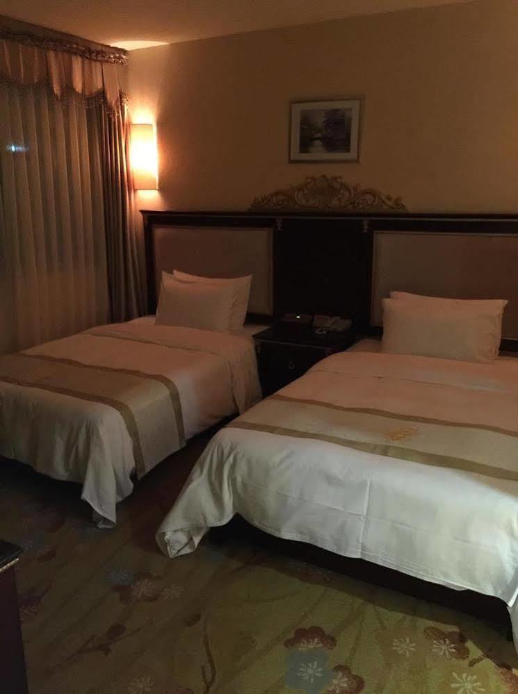 Guangzhou Li Gang Hotel גואנגג'ואו מראה חיצוני תמונה